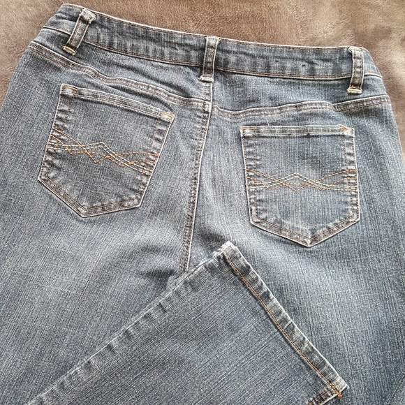 St. John's Bay Jeans - Picture 5 of 5